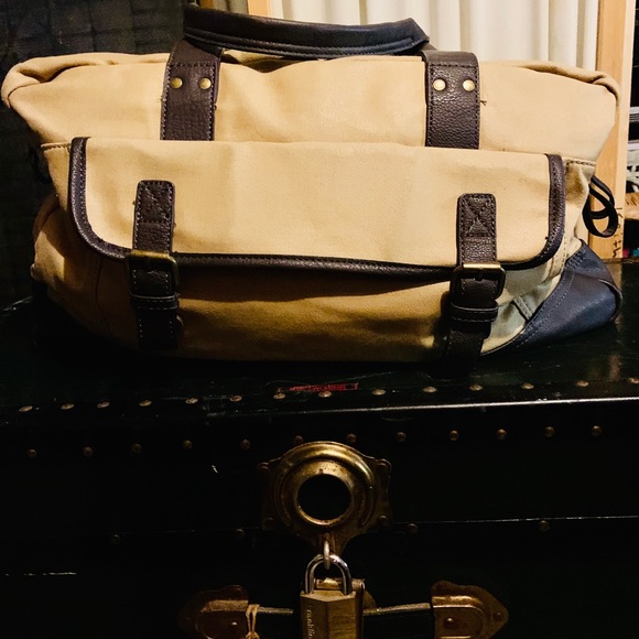 gh bass carry on luggage